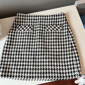 Dynamite Tweed Houndstooth Miniskirt XS